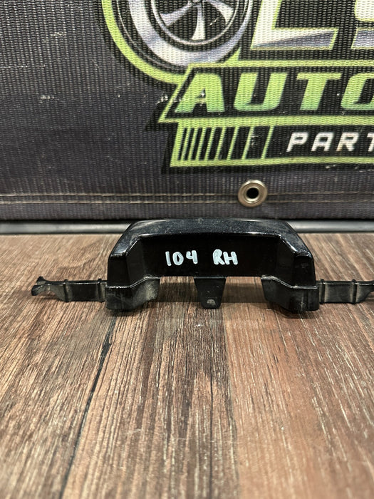 2024 FORD F350 GRILLE RIGHT TRIM OEM PC3B-8200 / PC3B-8200-D