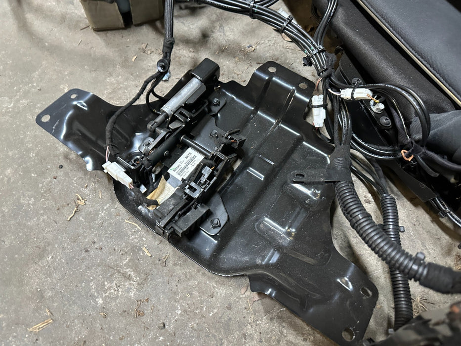 2009-2020 NISSAN 370Z CONVERTIBLE ROADSTER RED SOFT TOP ASSEMBLY OEM 47K MILES