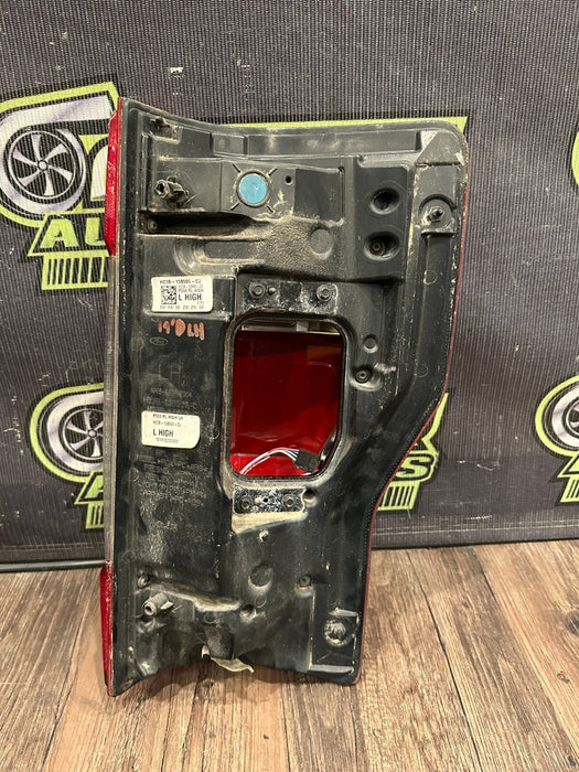 2017-2019 FORD F250 F350 F450 LEFT LED TAIL LIGHT OEM *DAMAGED/READ*