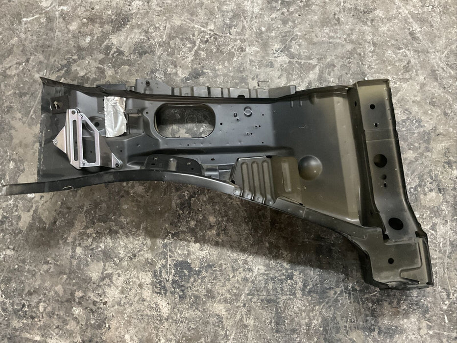 2016-2019 NISSAN TITAN XD FRONT LEFT DRIVER FRAME RAIL END APRON PILLAR CUT OEM
