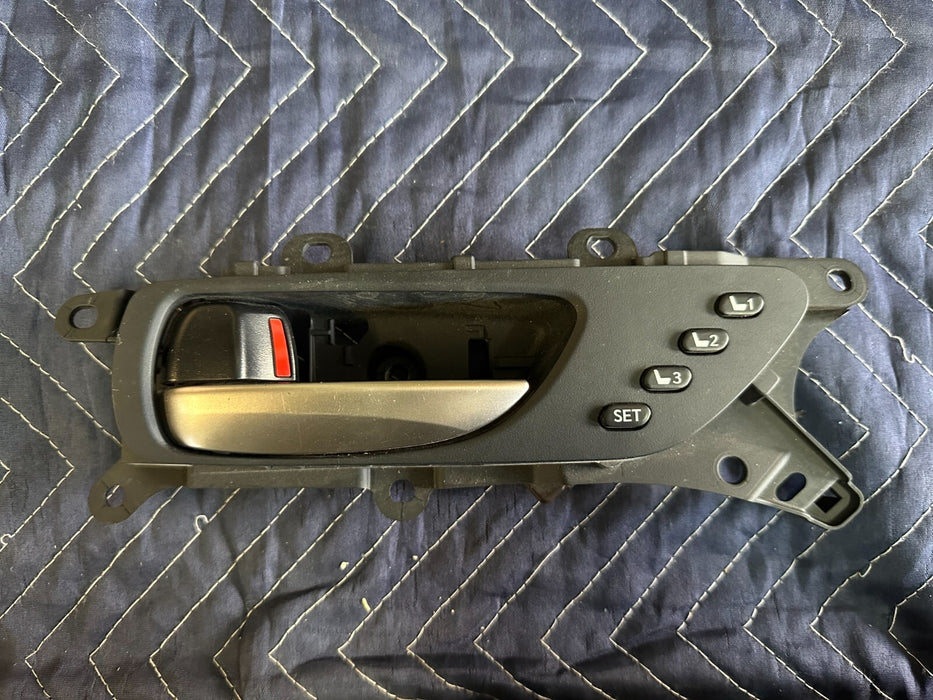 2015 LEXUS RCF RC-F LEFT DRIVER SIDE INTERIOIR DOOR HANDLE