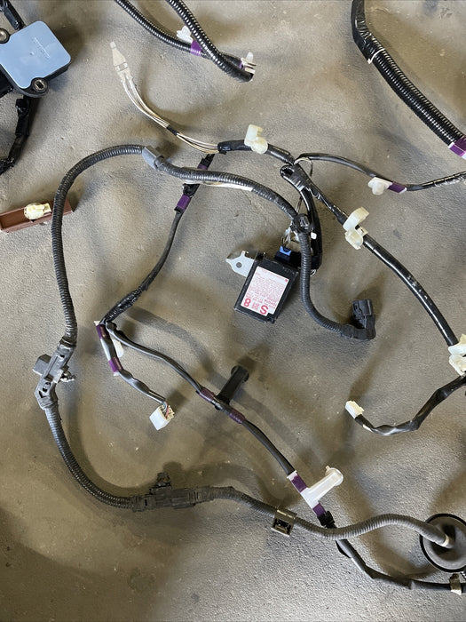 2014 TOYOTA PRIUS V BASE CHASSIS MAIN BODY FLOOR HARNESS OEM