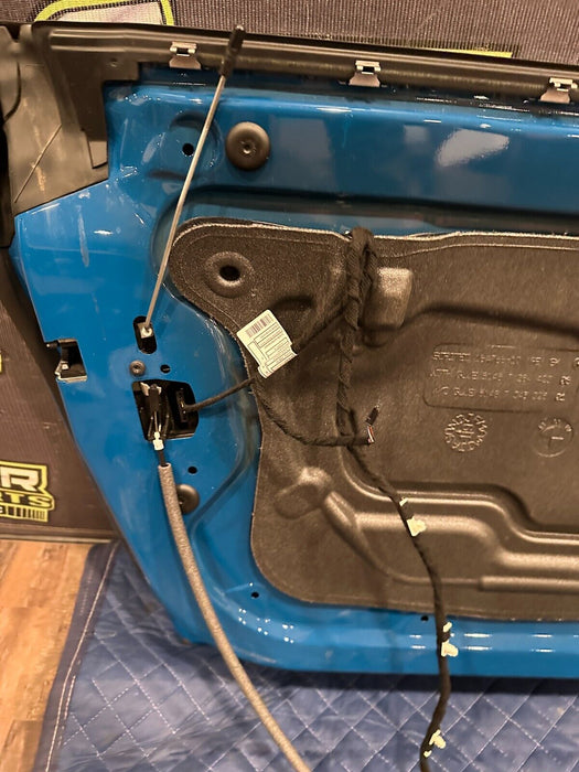 2015-2020 BMW M4 F82 FRONT LEFT DRIVER DOOR LAGUNA SECA BLUE 448 MINOR SCRATCHES