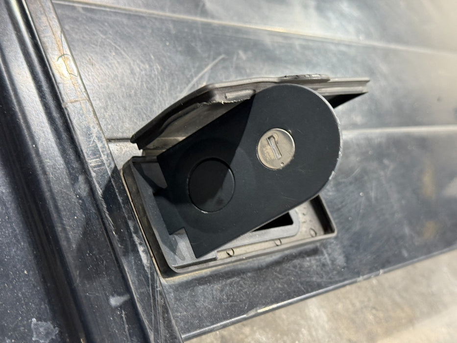 2017 - 2022 FORD F250 F350 F450 LONG BED RETRAX RETRACTABLE BED COVER 8'