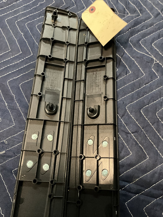 2018 NISSAN 370Z NISMO KICK PLATE SET LEFT RIGHT 2009-2020