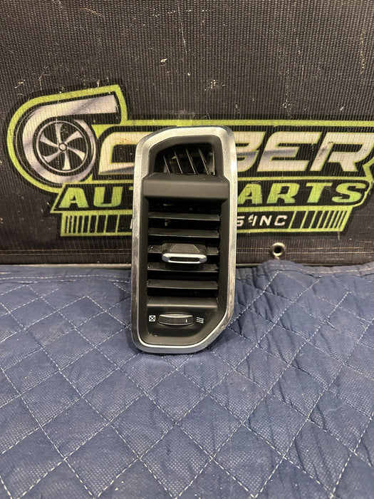 2024 DODGE RAM 3500 LARAMIE DASHBOARD PASSENGER RIGHT AIR VENT TRIM OEM