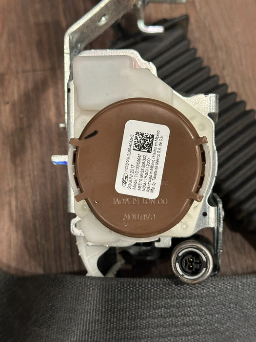 2017-2019 FORD F250 F350 F450 FRONT LEFT SEATBELT OEM