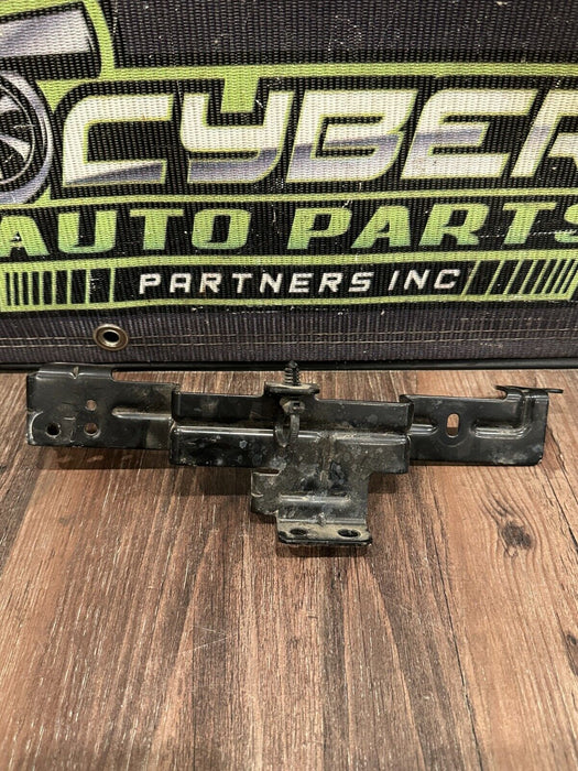 2017-19 FORD F250 F350 F450 MOUNTING BRACKET OEM HC3T-14A206-AB