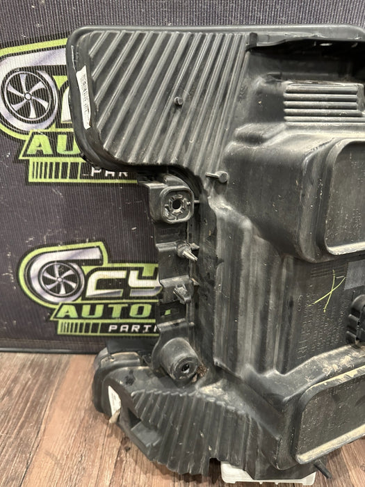 2017 2019 FORD F250 F350 F450 RIGHT PASSENGER HEADLIGHT T LED OEM ~BROKEN TAB~