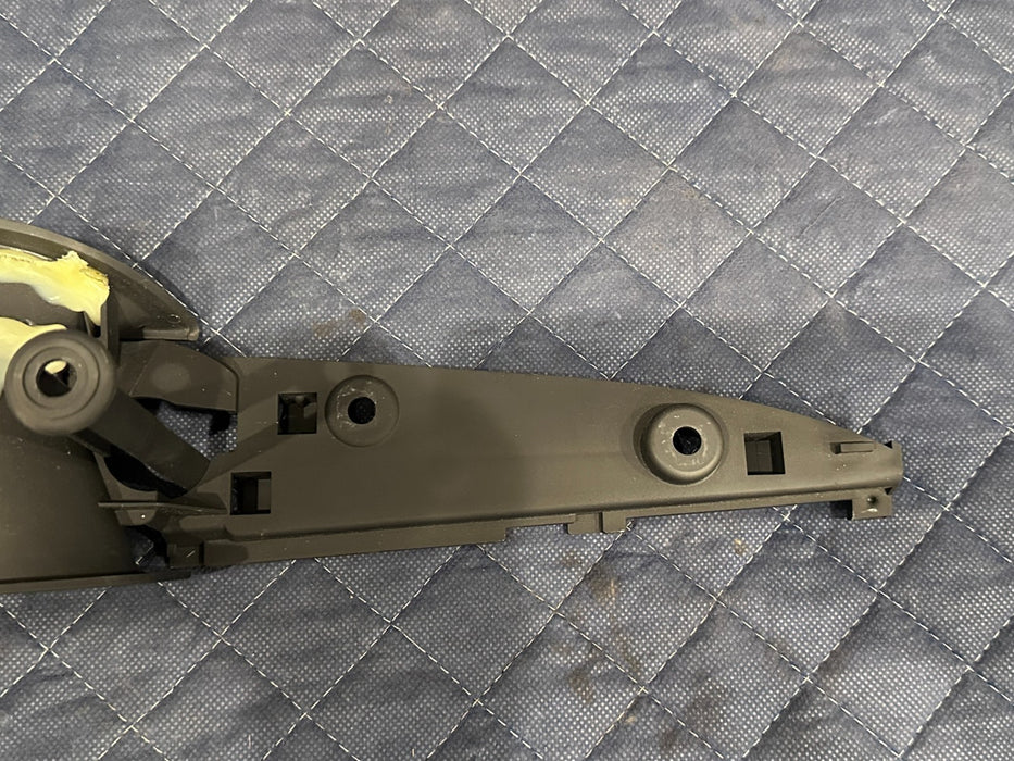 2012 AUDI R8 FRONT LEFT DOOR PANEL WINDOW SWITCH & CONTROL W INSERT BRACKET OEM