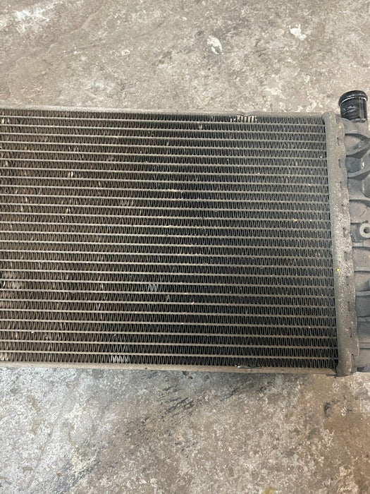 2017-18 AUDI R8 PLUS REAR DRIVER LEFT RADIATOR OEM 4S0 121 212 A