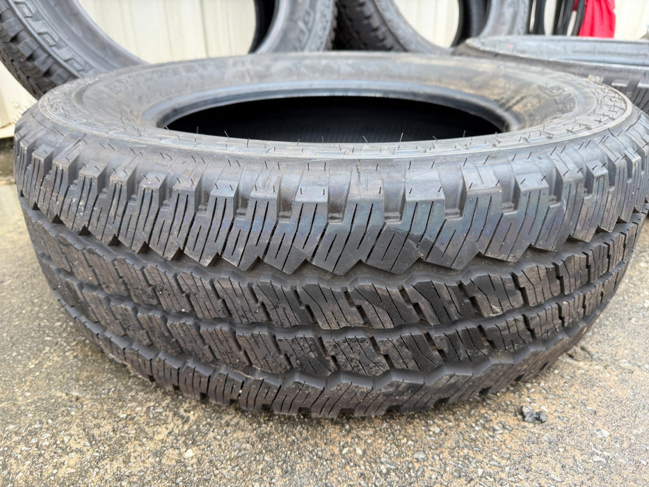 Ford F250 New Take Off tires  LT275/65R20 BRIDGESTONE DUELER A/T