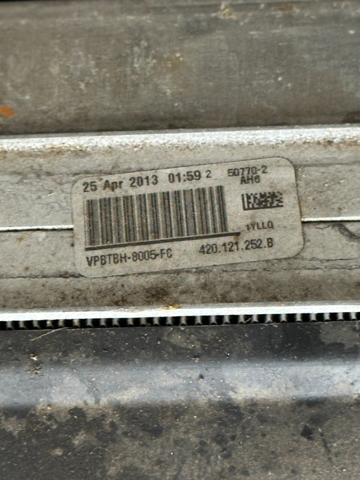 2014 AUDI R8 FRONT DRIVER LEFT RADIATOR 420 121 252 420121252 ASSEMBLY