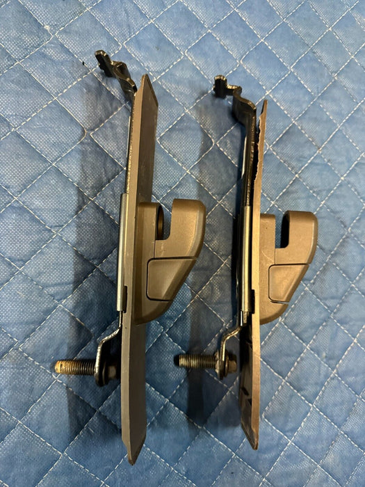 2017 FORD F250 F350 F450 KING RANCH B PILLAR SEATBELT ADJUSTER BRACKETS BROWN