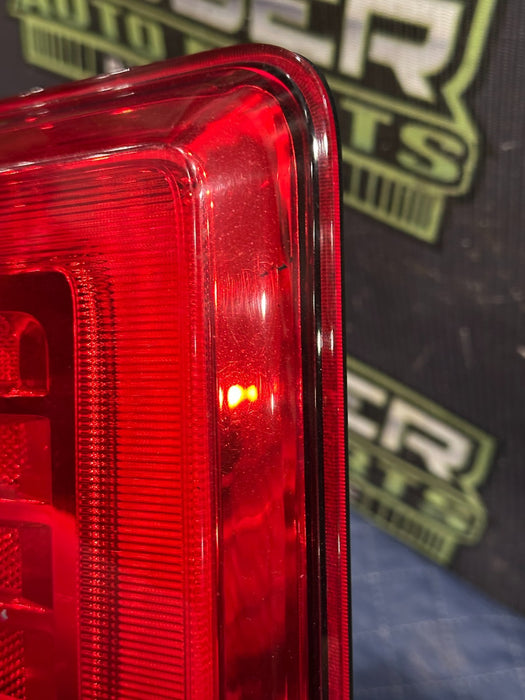 2017-2019 FORD F250 F350 F450 REAR PASSENGER RIGHT LED TAIL LIGHT ASSEMBLY OEM