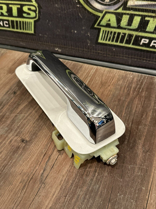 2017-2019 FORD F250 F350 F450 REAR RIGHT DOOR HANDLE W CHROME COVER (UG) OEM