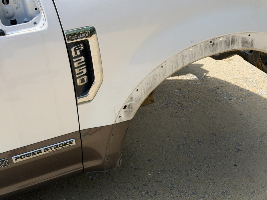 2017-2022 FORD F250 F350 KING RANCH PEARL WHITE 2 TONE PASSENGER FENDER (UG, H5)