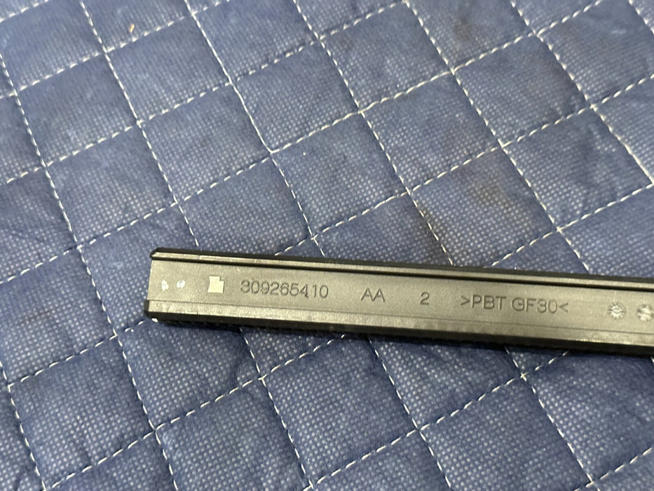 2017 MERCEDES-BENZ C63 AMG CABRIOLET FRONT RH ELECTRIC MOTOR SEATBELT ADJUSTER