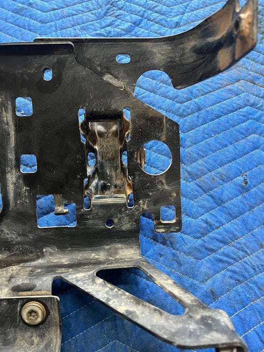 2016 NISSAN TITAN XD INNER FRONT LEFT DRIVER BUMPER BRACKET W/ FOGLIGHT OEM