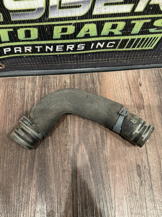 2017-18 AUDI R8 RADIATOR RIGHT COOLANT HOSE OEM 4S0 121 073 E