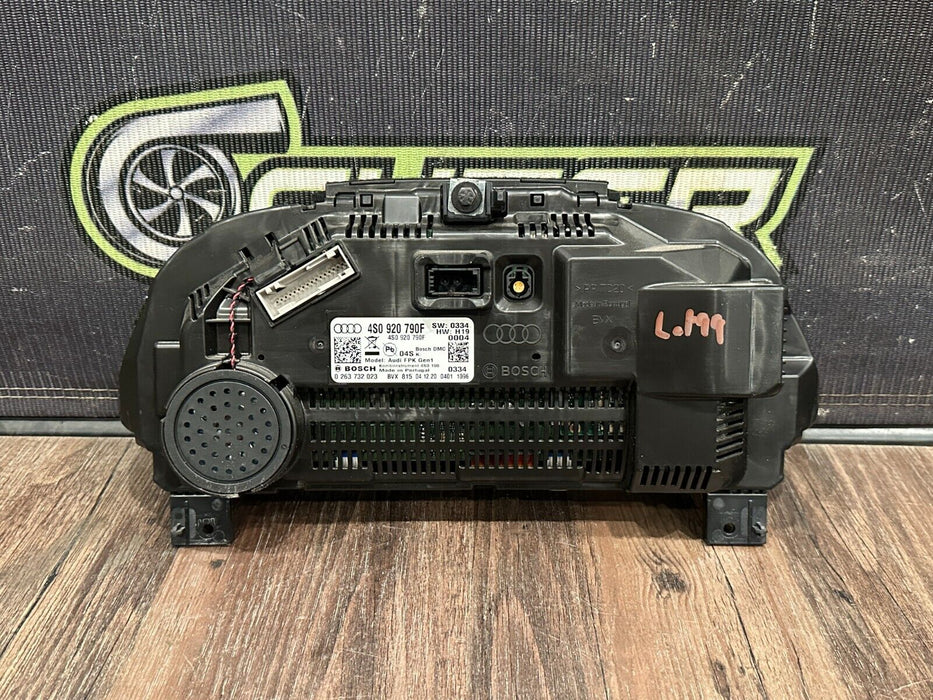 2021 AUDI R8 INSTRUMENT GAUGE CLUSTER SPEEDOMETER OEM *WATER DAMAGE* 14K MILES