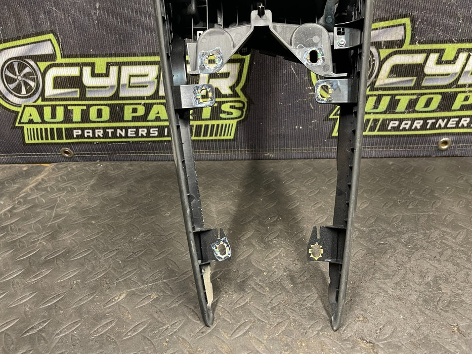 2017 AUDI R8 CENTER CONSOLE TRIM OEM 2018 4S1-864-357-D-25D