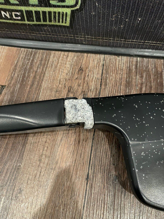 2014 TOYOTA PRUIS V FRONT PASSENGER RIGHT RH WINDSHIELD WIPER OEM