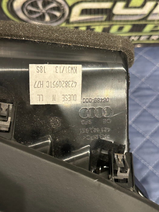 2014 AUDI R8 FRONT CENTER DASH AIR VENT A/C TRIM BEZAL 423 820 951