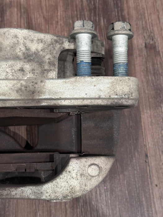 2018 2022 FORD F450 REAR LEFT DRIVER  BRAKE CALIPER OEM