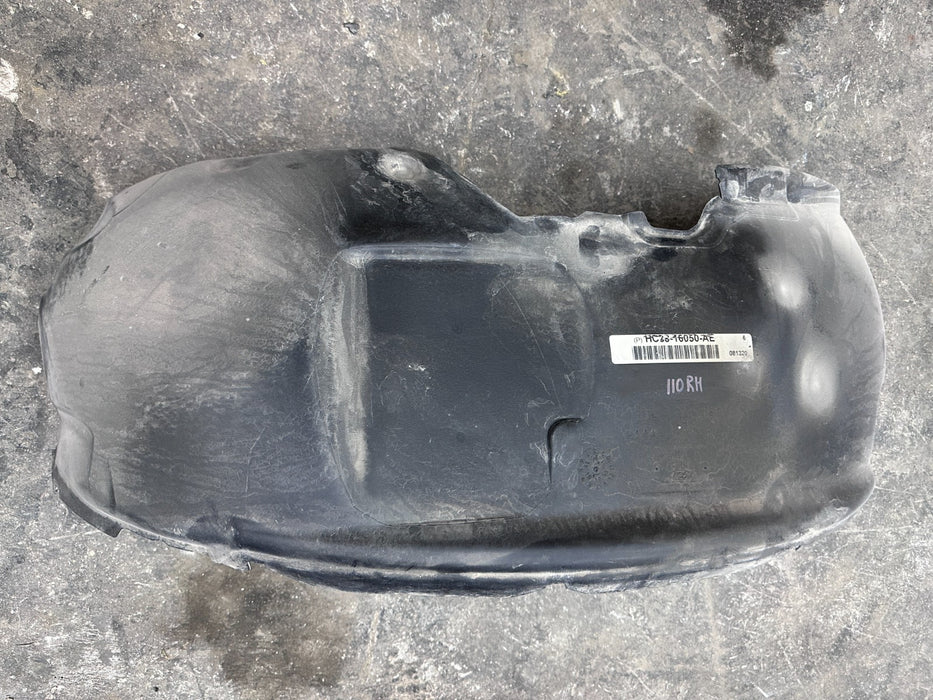 2020-2022 FORD F250 F350 FRONT RIGHT WHEEL WELL FENDER LINER OEM *PICKUP ONLY*