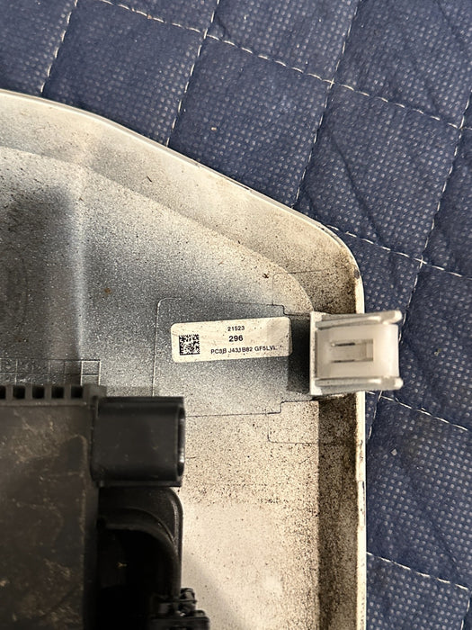 2023-2024 FORD F250 F350 TAILGATE HANDLE OPENER W CAMERAS STAR WHITE (AZ) OEM