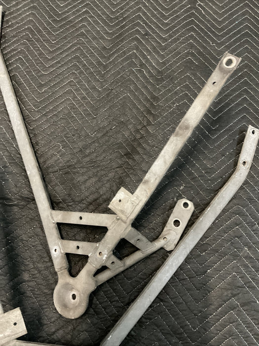 2015 BMW M4 REAR RIGHT LEFT PAIR SUSPENSION BRACKET OEM 67228464604