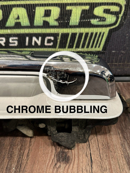 2017-2019 FORD F250 F350 FRONT RIGHT DOOR HANDLE TRI COAT (UG) OEM *BURN DAMAGE*