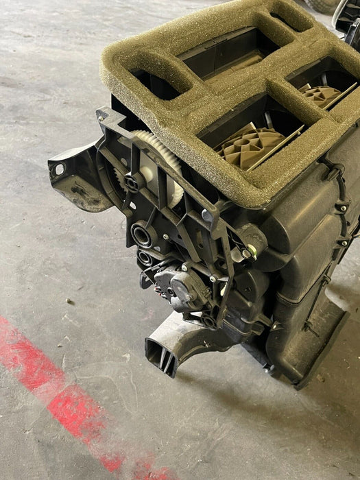 2019 FORD F250 F350 6.7L DIESEL LIMITED HVAC HEATER CORE BOX W MOTOR OEM