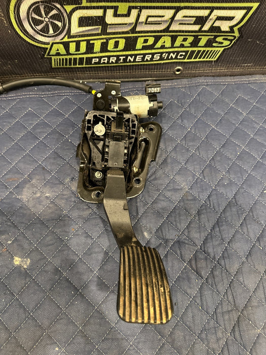 2017-2019 FORD F250 F350 ACCELERATOR GAS PEDAL ASSEMBLY OEM