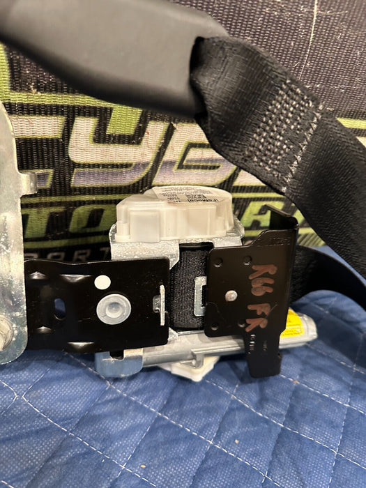 2018 2019 2022 FORD F250 F350 F450 PLATINUM FRONT RIGHT PASSENGER SEATBELT OEM