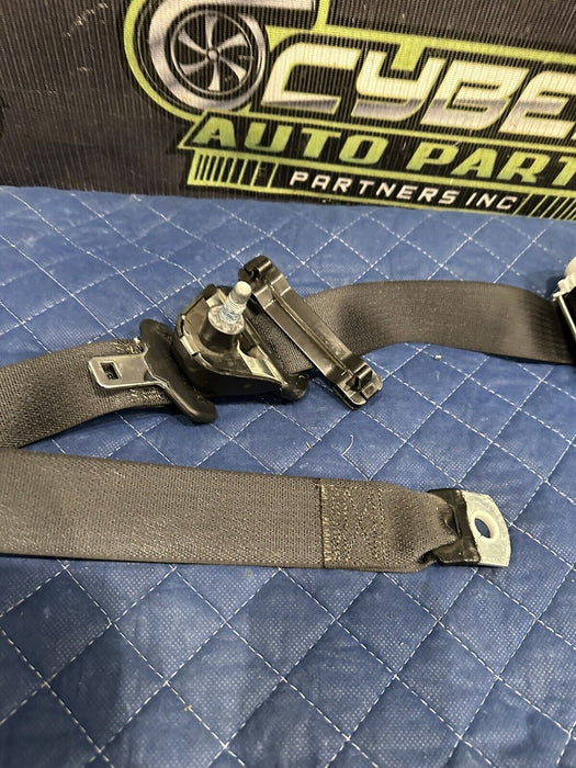 2017 RAM 2500 3500 LIMITED MEGA CAB REAR LEFT & RIGHT OUTER SEATBELT OEM 2018