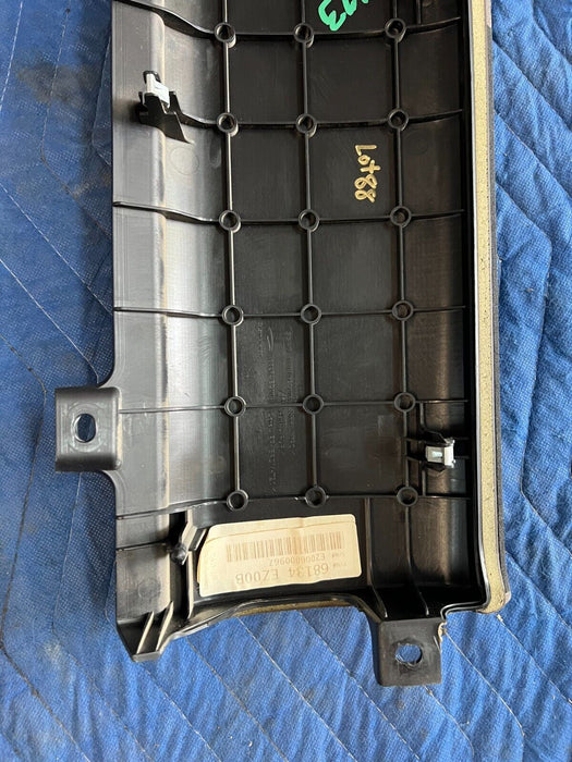 2016 2019 NISSAN TITAN XD FRONT RIGHT DASH PANEL FINISH MOLDING TRIM 68134EZ00A