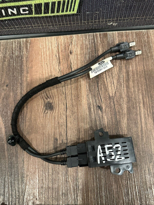 2017-2020 FORD F250 F350 USB PORT W/ ADAPTER OEM JU5T-14D202-BA/GU5T-19J211-AA