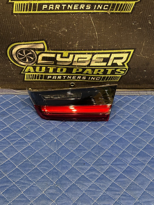 2024 BMW M3 M4 G80 G82 REAR RIGHT INNER TAIL LIGHT OEM *COSMETIC FLAW #5*