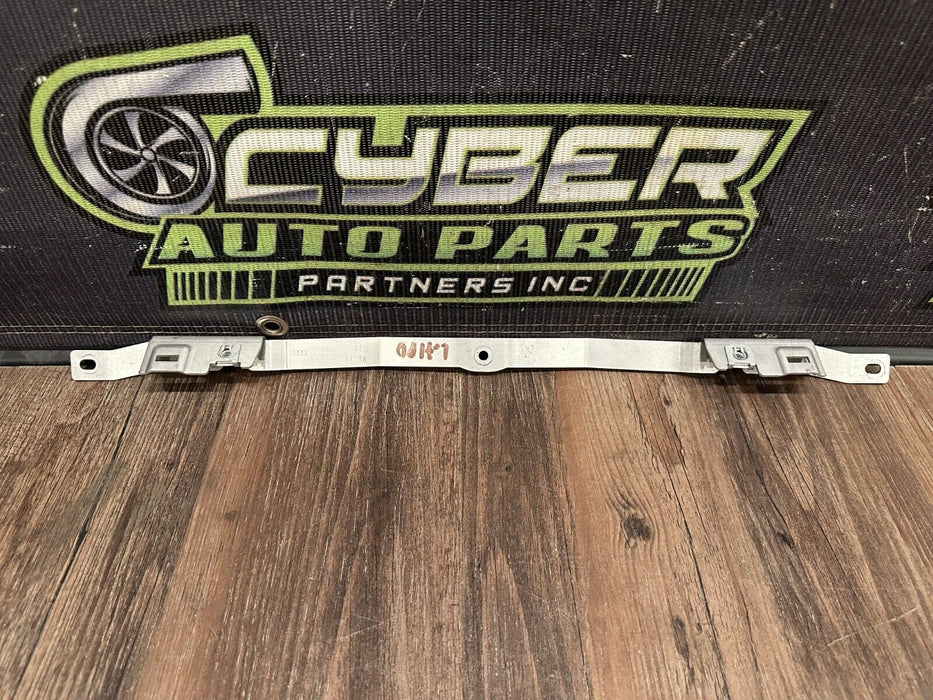 2017-18 AUDI R8 SPYDER HANDLE MOUNT BRACKET OEM 4S7 867 301 / 4S7867301