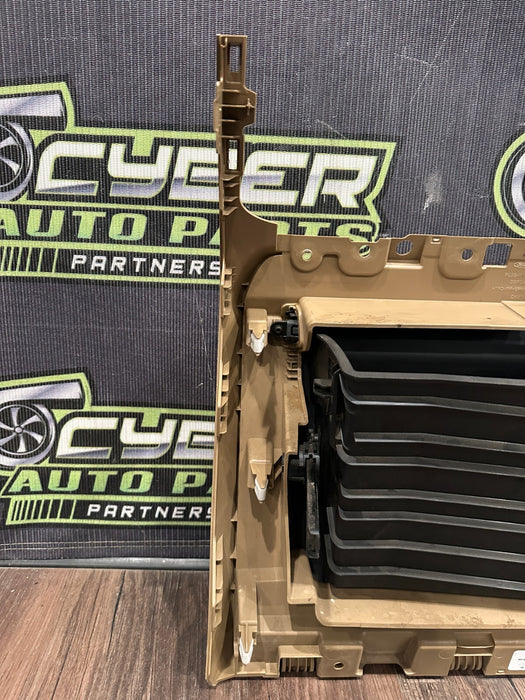 2023 2024 FORD F250 F350 F450 LARIAT GLOVE BOX COMPARTMENT OEM PC3B 4A508 A