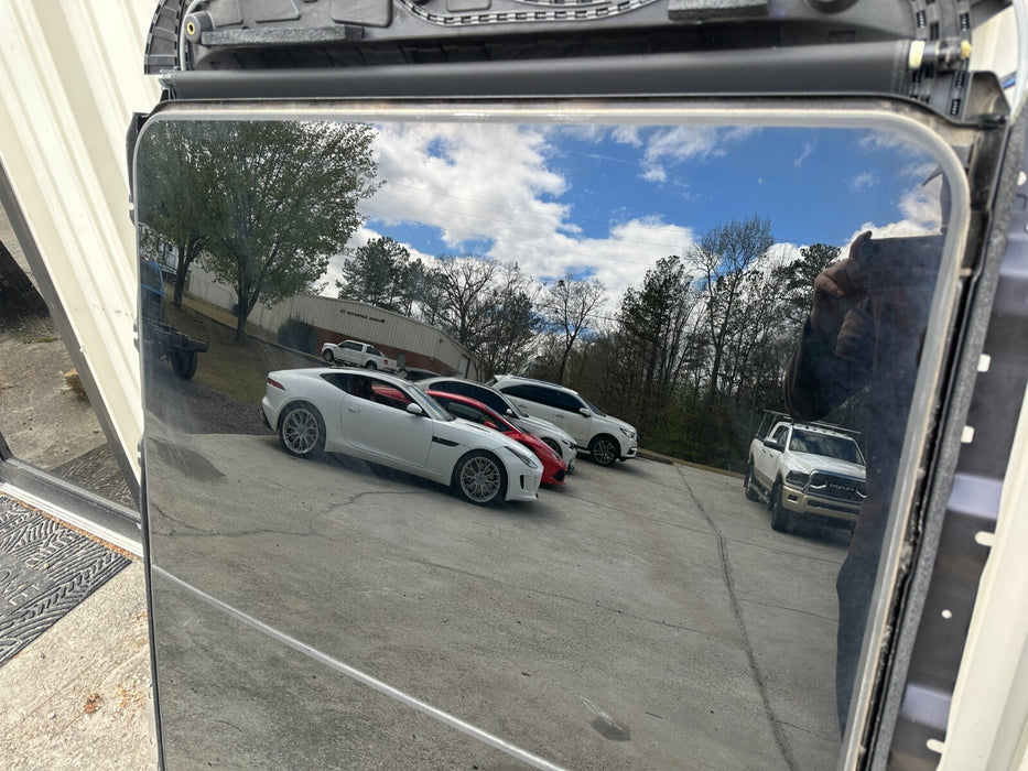 2020 2021 2022 FORD F250 F350 F450 PLATINUM TWIN PANEL MOONROOF ASSEMBLY COMPLET