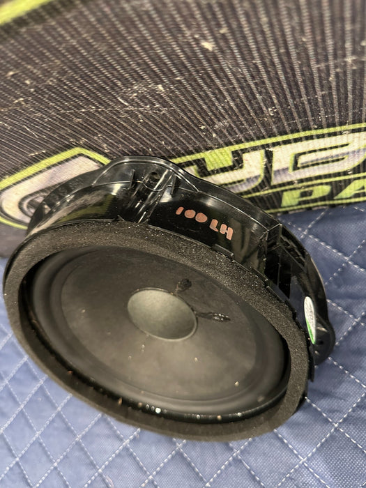 2018 AUDI R8 V10 SPYDER B&O BANG & OLUFSEN LEFT DOOR SPEAKER OEM 8V0 035 415 E