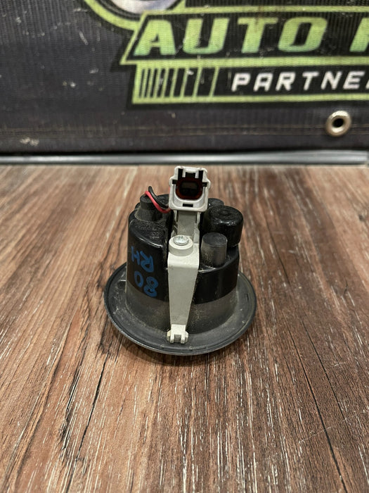 2018 NISSAN 370Z NISMO FRONT PASSENGER RIGHT FENDER EMBLEM MARKER LIGHT OEM