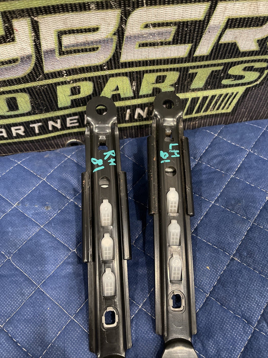 2014 TOYOTA PRIUS V FRONT RIGHT LEFT SEATBELT HEIGHT ADJUSTER PAIR OEM E563003