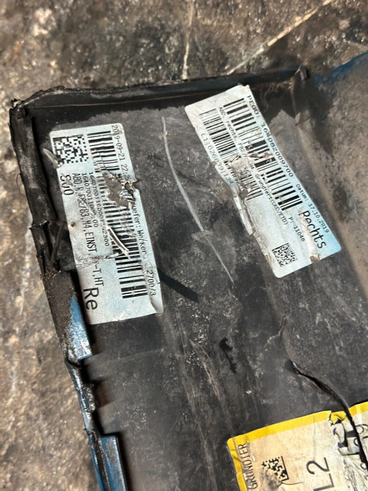 2015-2020 BMW M4 F82 RIGHT PASSENGER SIDE SKIRT LAGUNA SECA BLUE (448) ~DAMAGE~