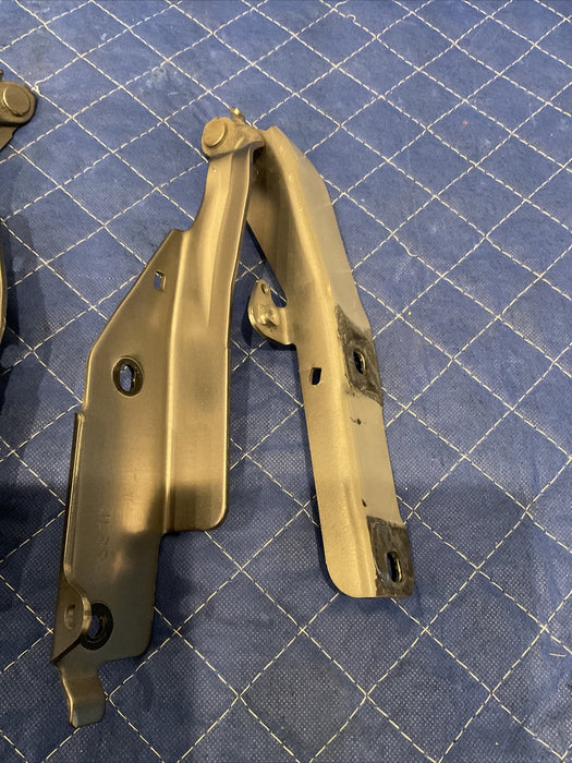 2017 INFINITI Q50 RED SPORT 400 LEFT RIGHT HOOD HINGES BRACKET (GRAY) PAIR