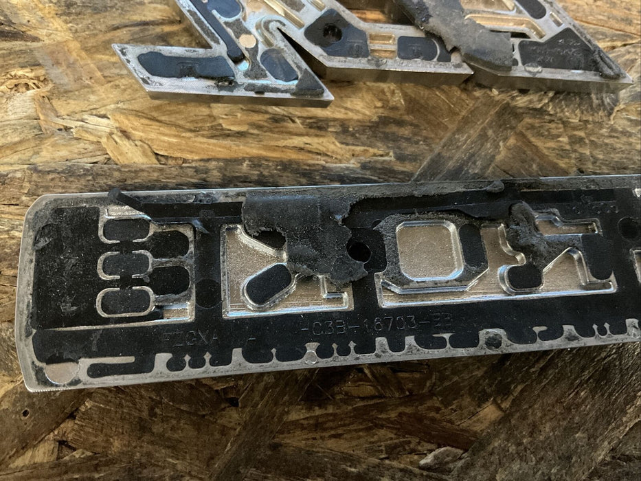 2017-2020 FORD F250 F350 F450 6.7L POWER STROKE TURBO DIESEL EMBLEM OEM