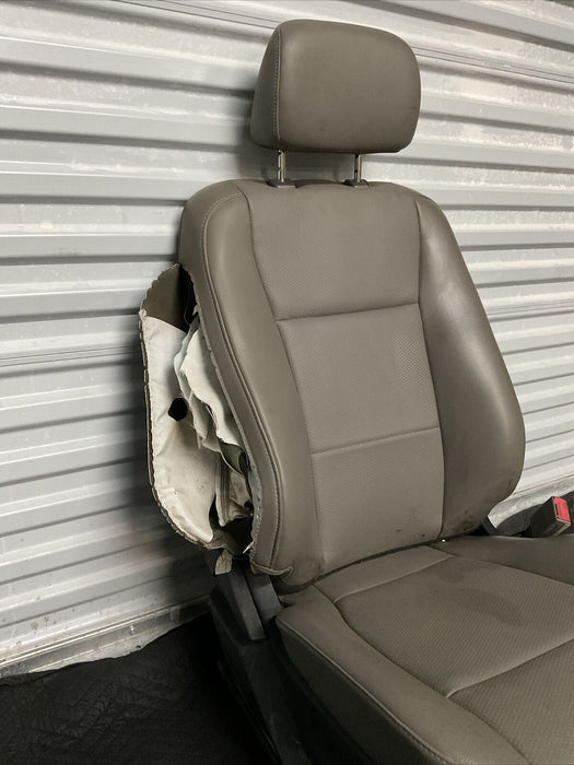2017-2019 FORD F250 F350 F450 XLT FRONT PASSENGER SEAT OEM